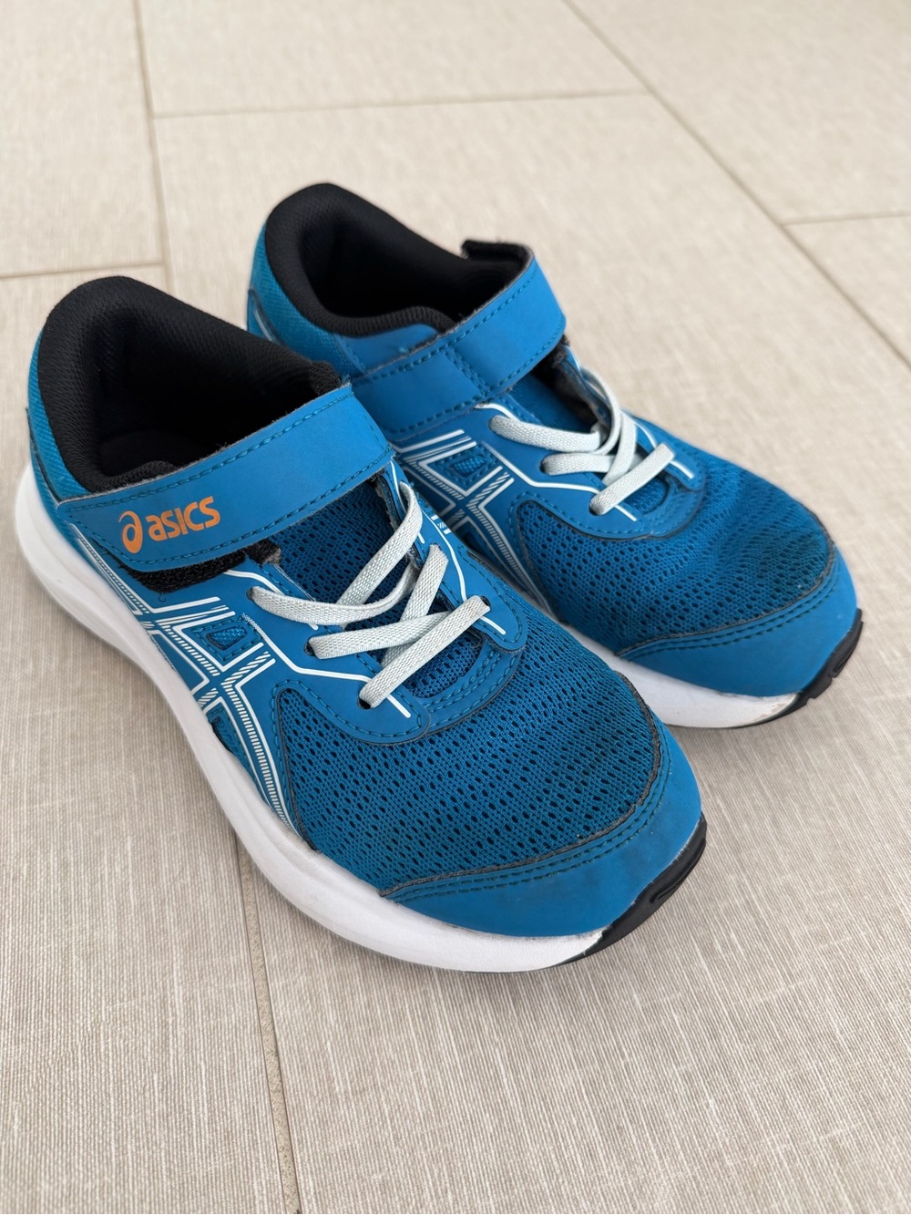 ASICS Contend 9 Preschool Kid Shoes - size 1